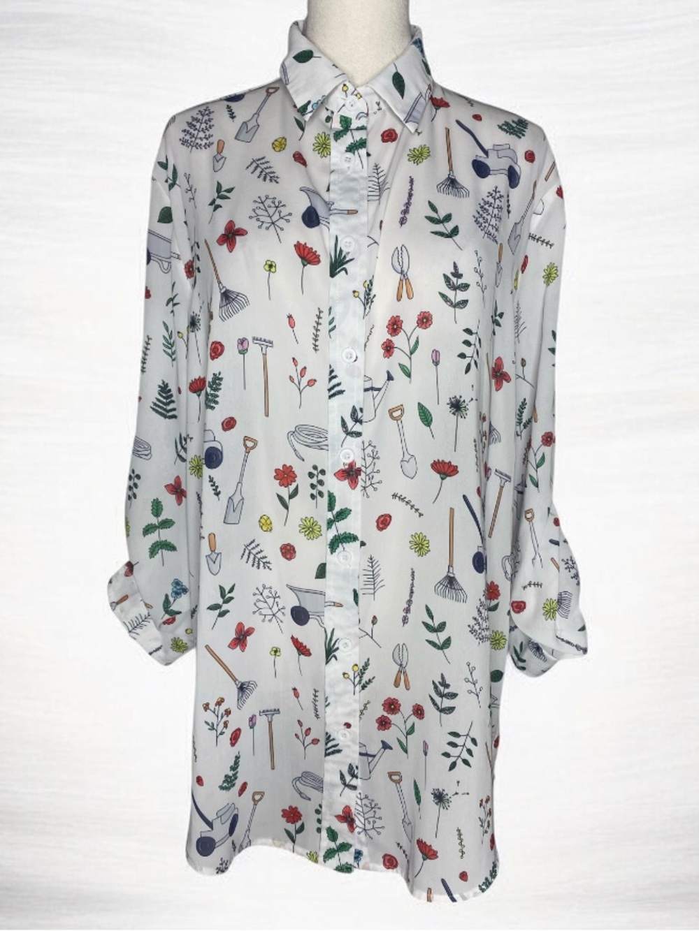 L.SOUL White Garden Print Button-Up Shirt
Size XL